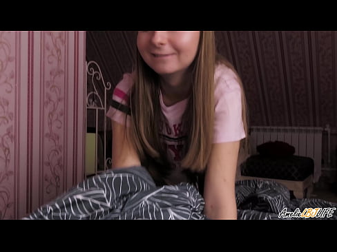 ❤️ Blondin suger sin BFF djupt och får sperma i munnen ☑ Pornvideo at us ❤