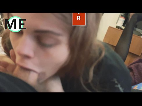 ❤️ Hals kuk, trasiga strumpbyxor och trasiga klackar trevligt att träffas ☑ Pornvideo at us ❤