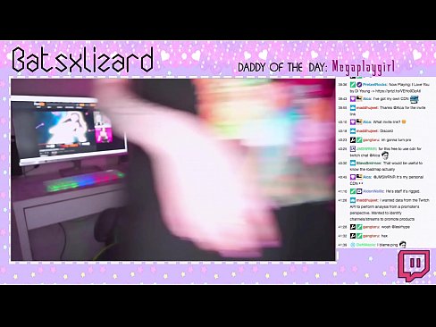 ❤️ GAMER GLÖMDE ATT STÄNGA AV STRÖMMEN OCH SPRUTAR LIVE I SÄNDNING ☑ Pornvideo at us ❤