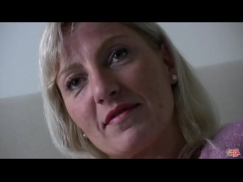 ❤️ Mamman vi alla knullade ... Damen, uppför dig! ☑ Pornvideo at us ❤